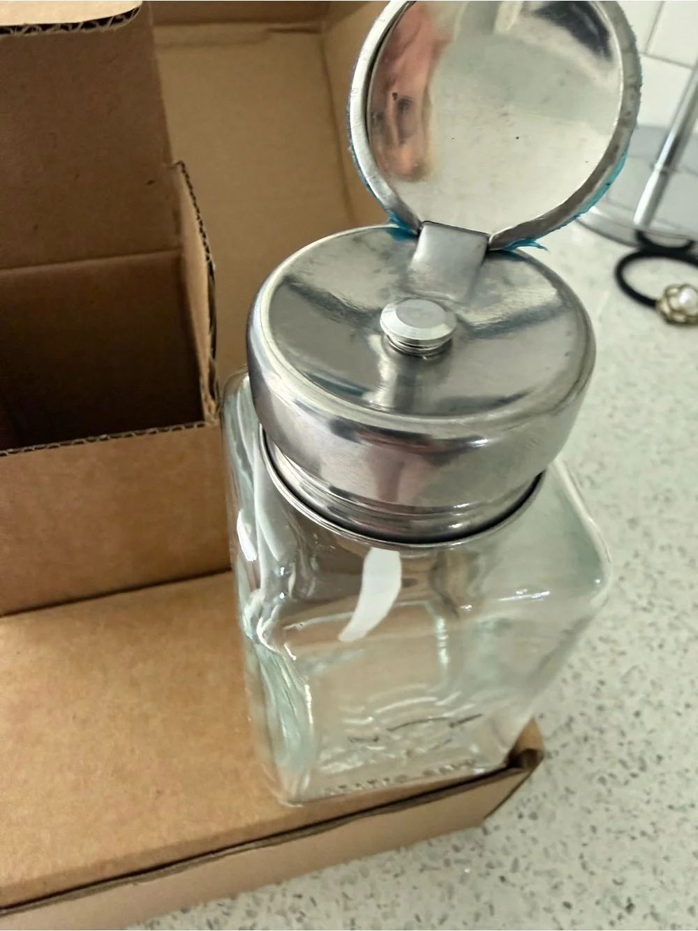 Clear Glass Pump Dispenser Bottle with Stainless Steel Pump and Cap -